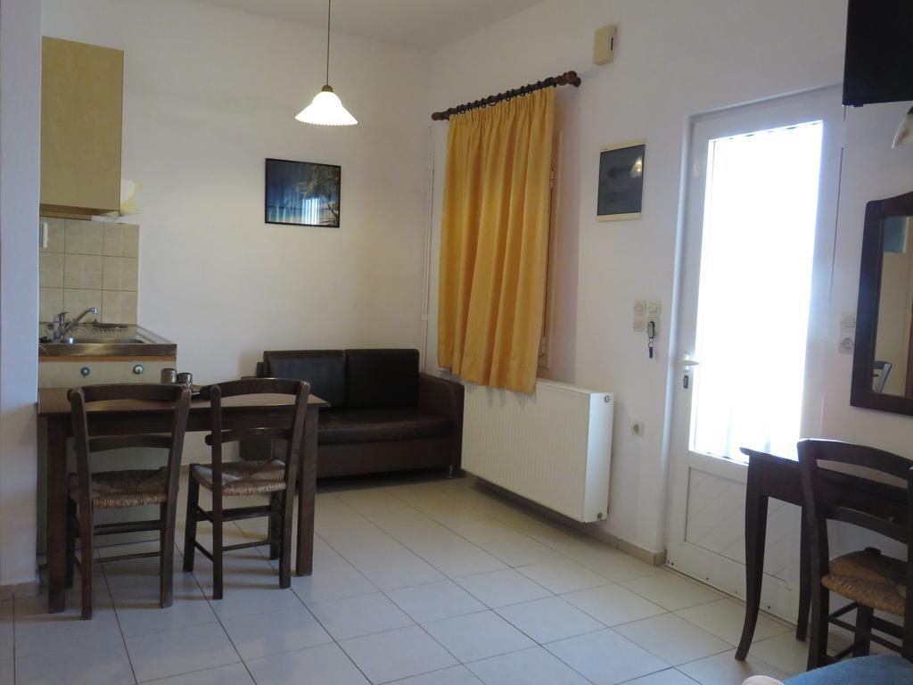 Frosso'S Sea Apartments Kokkini Hani Buitenkant foto