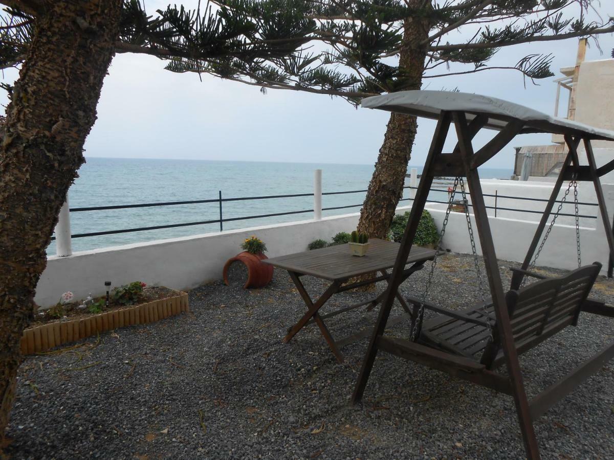 Frosso'S Sea Apartments Kokkini Hani Buitenkant foto